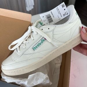 Brand New! Reebok Club C 85 Vintage Women’s size 8